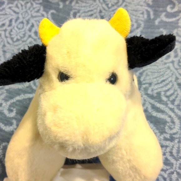 🤗 Jammies or Outfit 🤗 - Picture 11 of 11